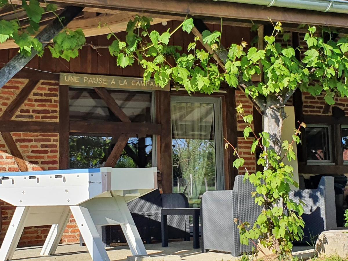 une Pause à la Campagne Mervans Esterno foto